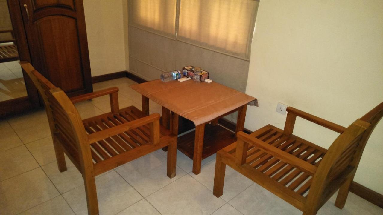 Hotel Mandakini บัททารามุลลา ภายนอก รูปภาพ